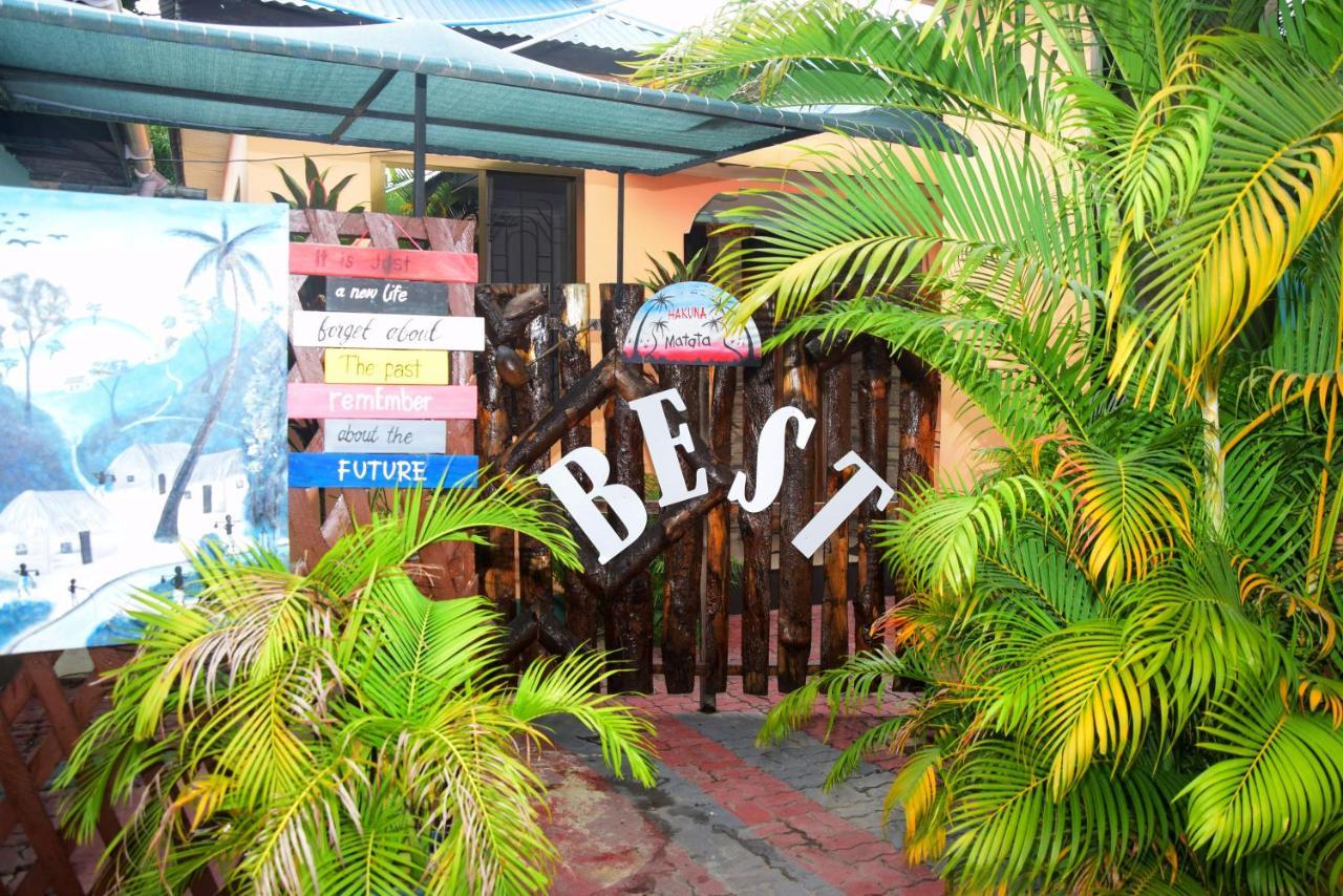 Travellers Home Dar es Salaam Exterior foto